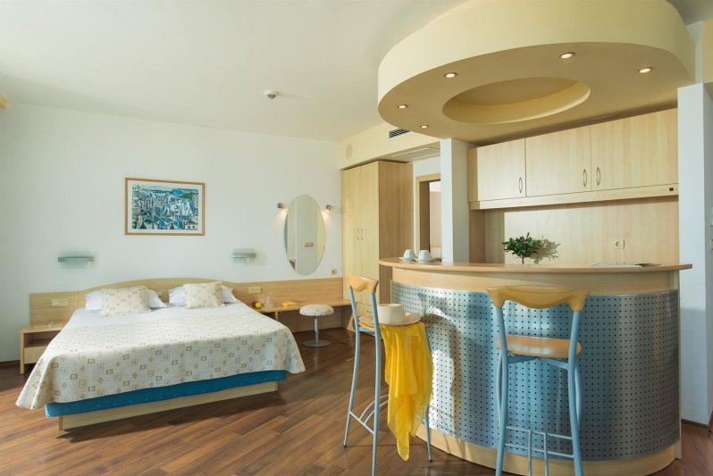 2 Bedroom App Sea View