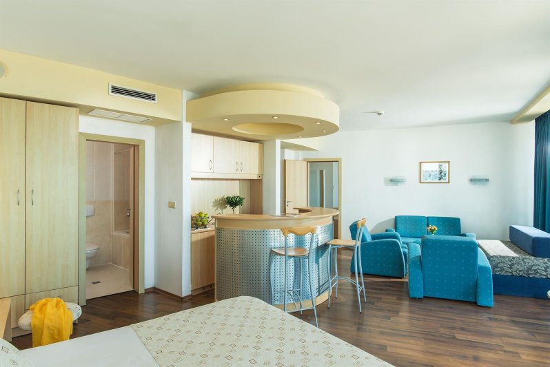 2 Bedroom App Sea View