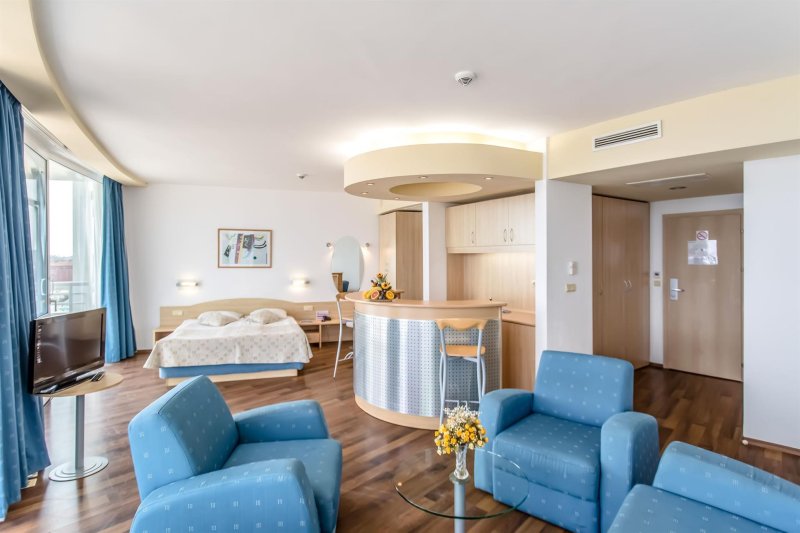 2 Bedroom App Sea View