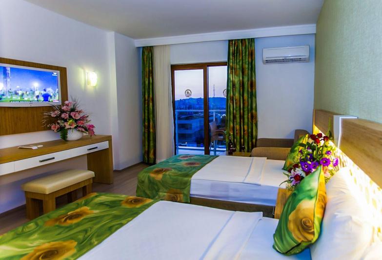 Standard Big Room