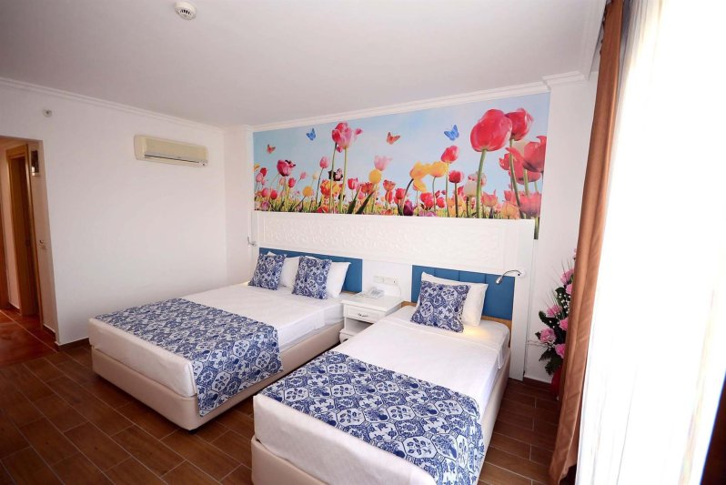Standard Big Room