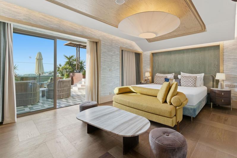 Grand Roof Top Suite