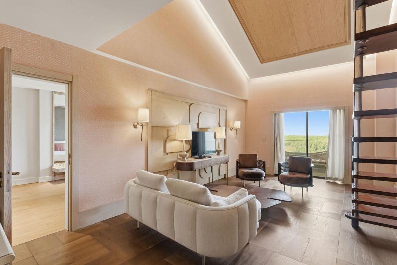 Grand Roof Top Suite