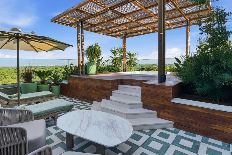 Premier Roof Top Suite