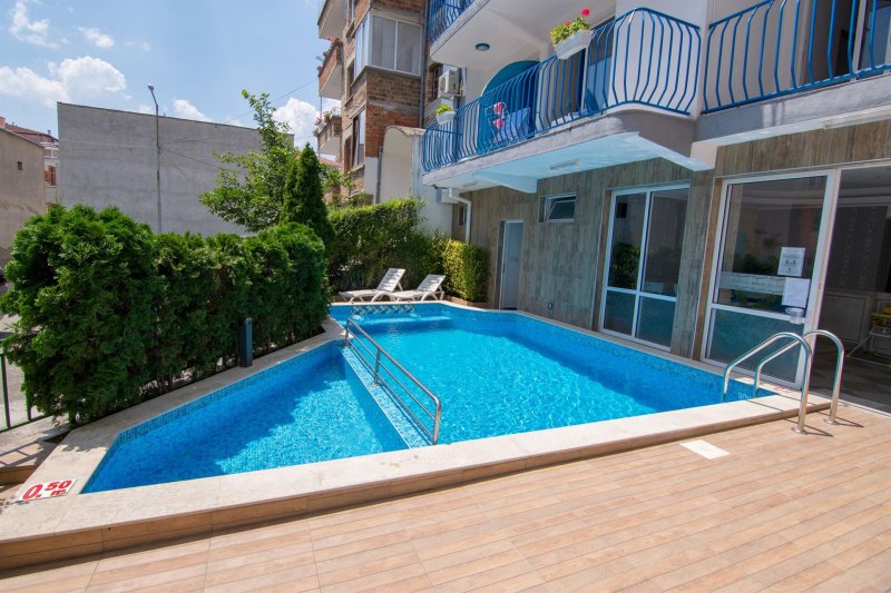 Napospart utazás Elvira