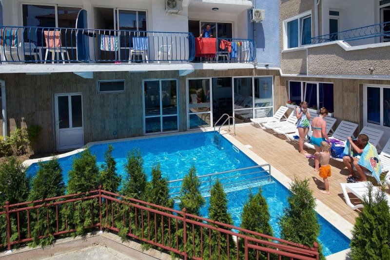 Napospart utazás Elvira