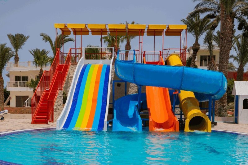 Hurghada utazás Empire Beach Resort