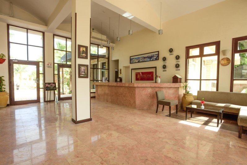 Hurghada utazás Empire Beach Resort