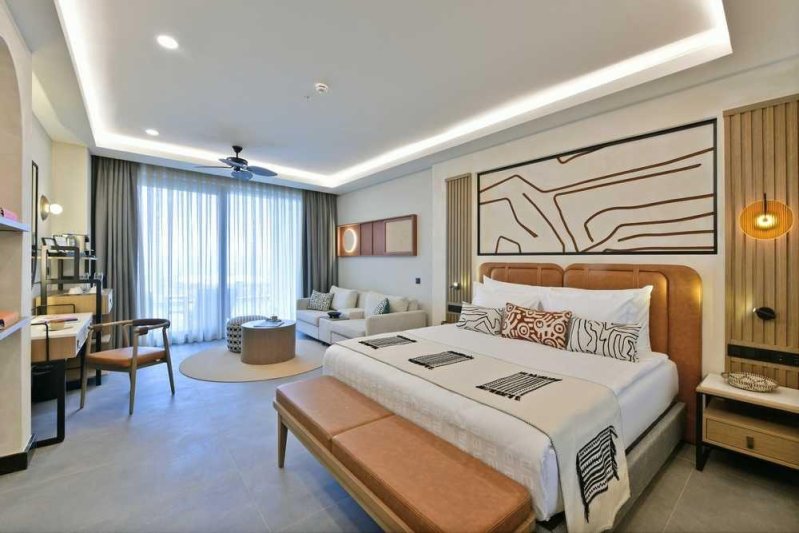 Deluxe Swim Up Infinity Sea View