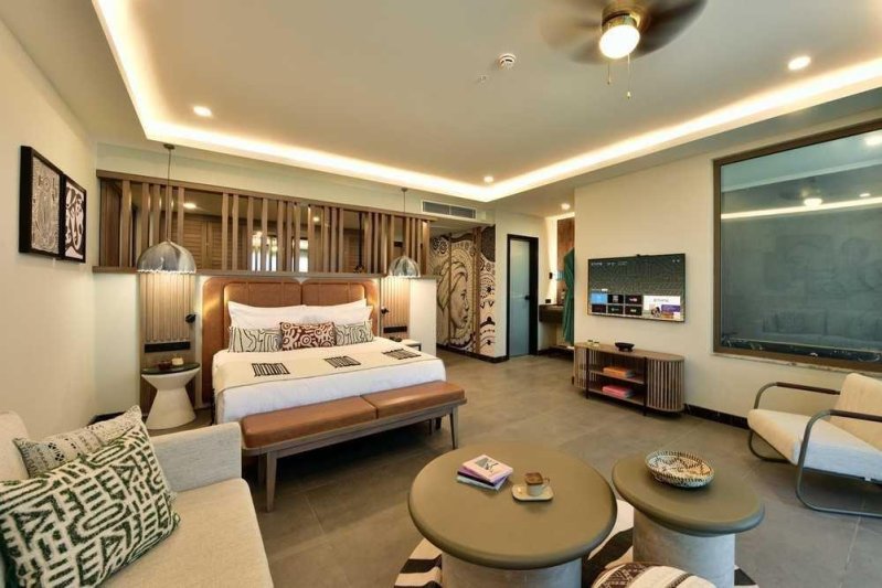 Superior Jacuzzi Forest View