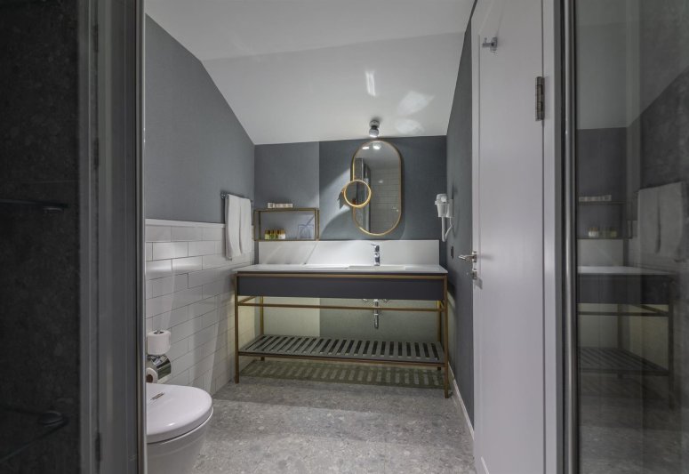 Family Room 1 Bedroom