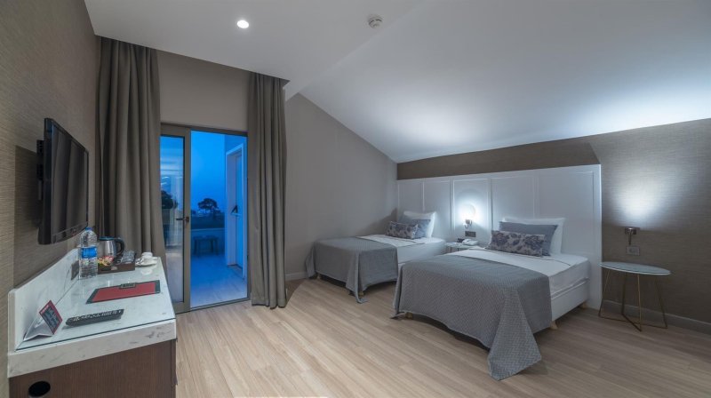 Family Room 2 Bedrooms
