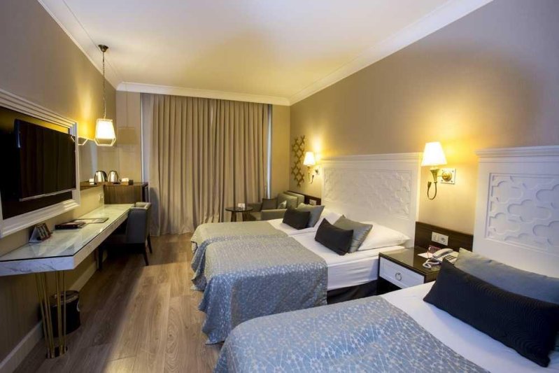 Standard Room Side Sea View