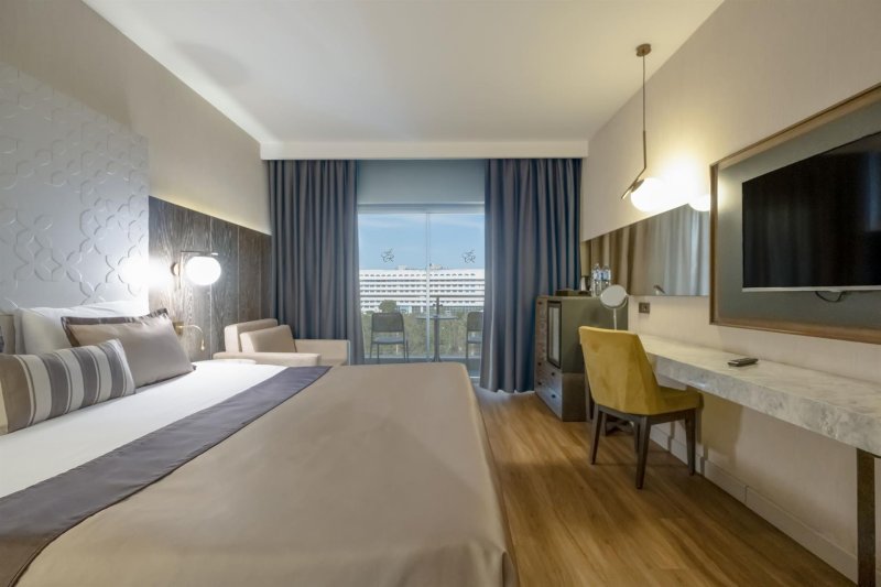 Standard Room Land View