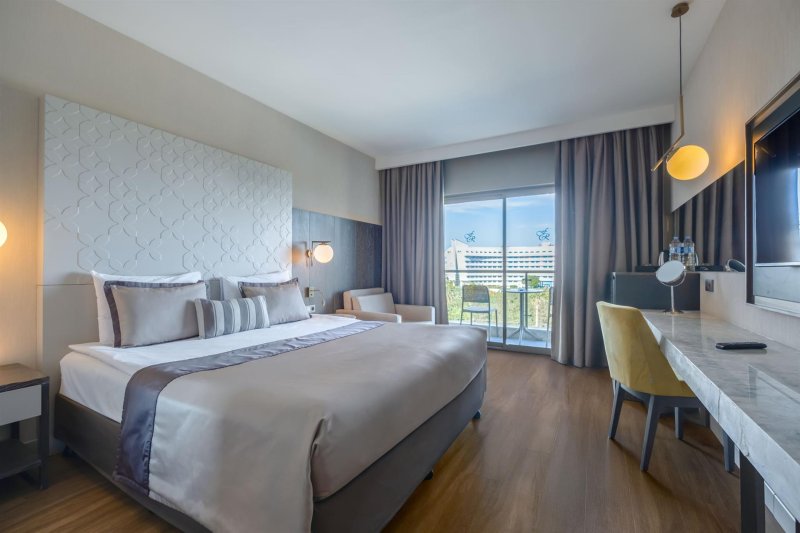 Standard Room Land View