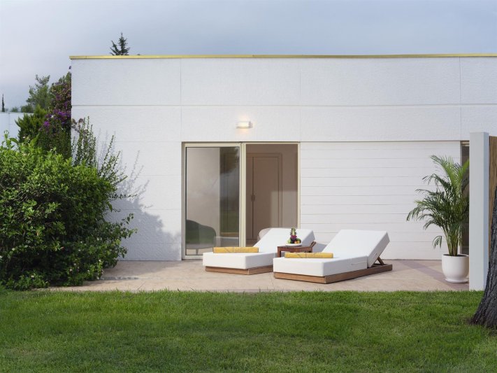 Aphel Villas 2 Br Pool Access