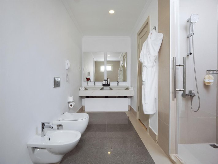 Aphel Prive Villas