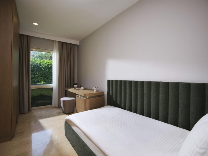 Aphel Villas 3 Br Pool Access