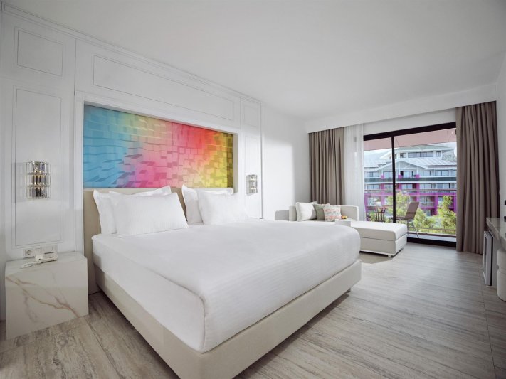 Pearl Room Land View