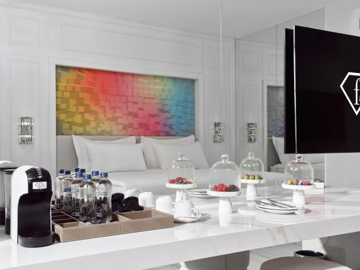 Pearl Room Land View