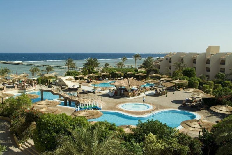 Marsa Alam utazás Flamenco Beach Resort El Quseir