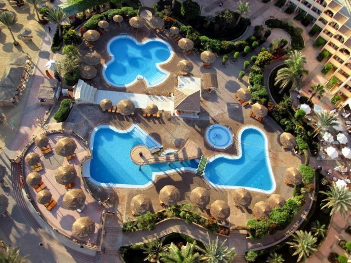 Marsa Alam utazás Flamenco Beach Resort El Quseir