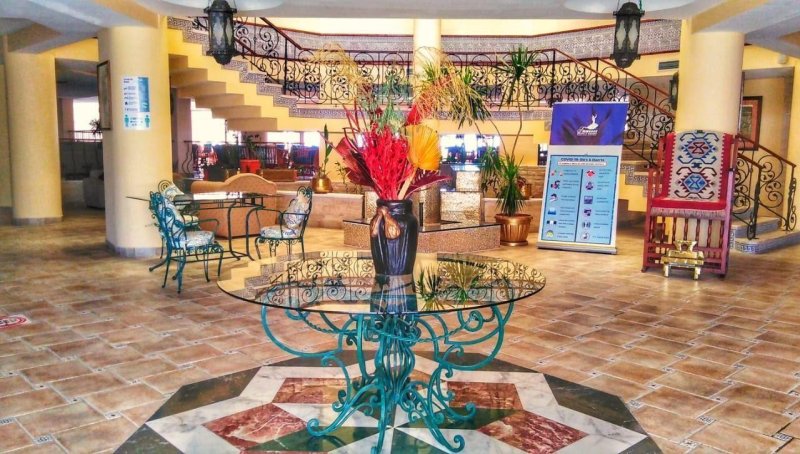 Marsa Alam utazás Flamenco Beach Resort El Quseir