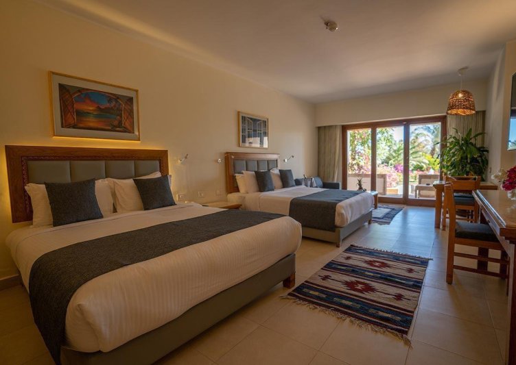 Family Room East Bay