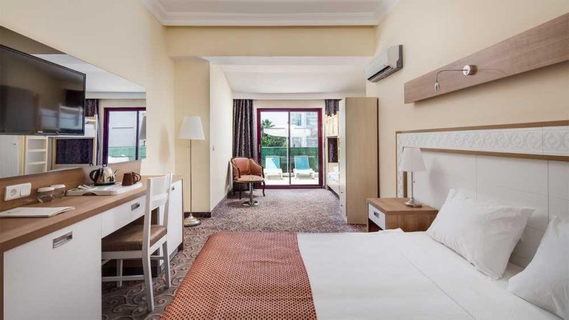 Family Room One Big Room French Bed + Bunk Bed