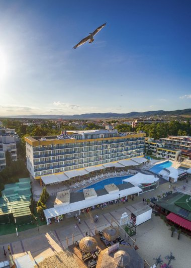 Napospart utazás Glarus Sunny Beach