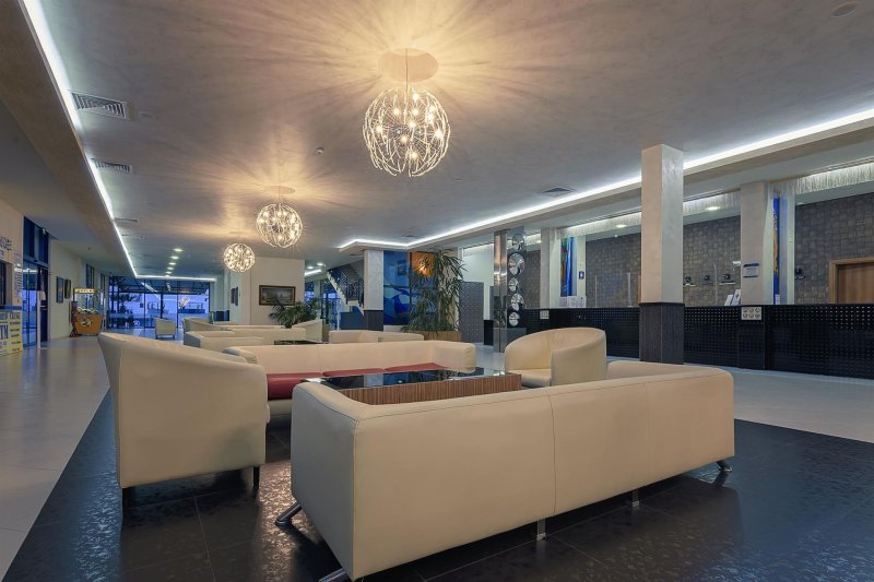 Napospart utazás Glarus Sunny Beach