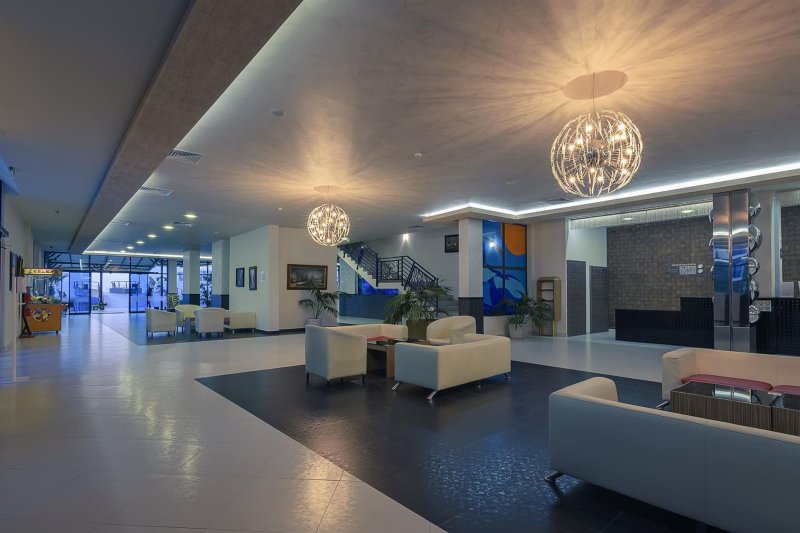 Napospart utazás Glarus Sunny Beach