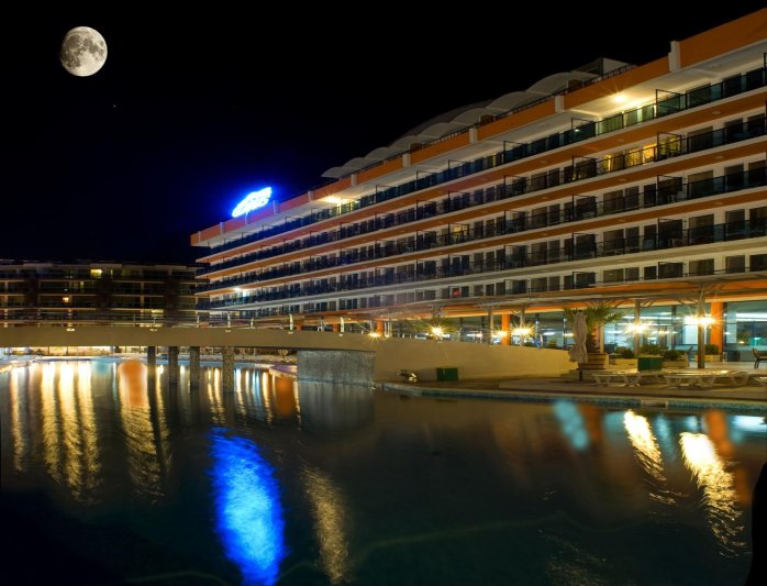 Napospart utazás Glarus Sunny Beach