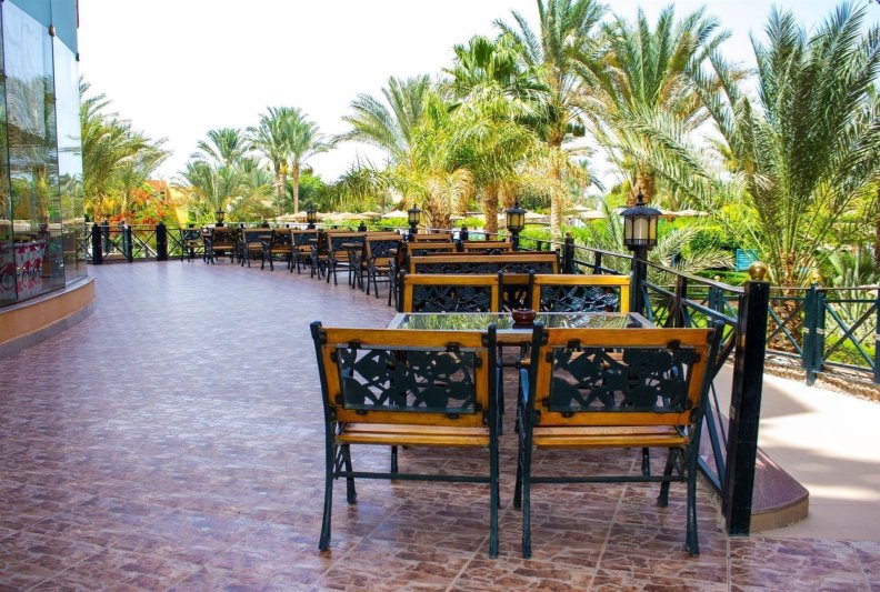 Hurghada utazás Golden Beach Resort