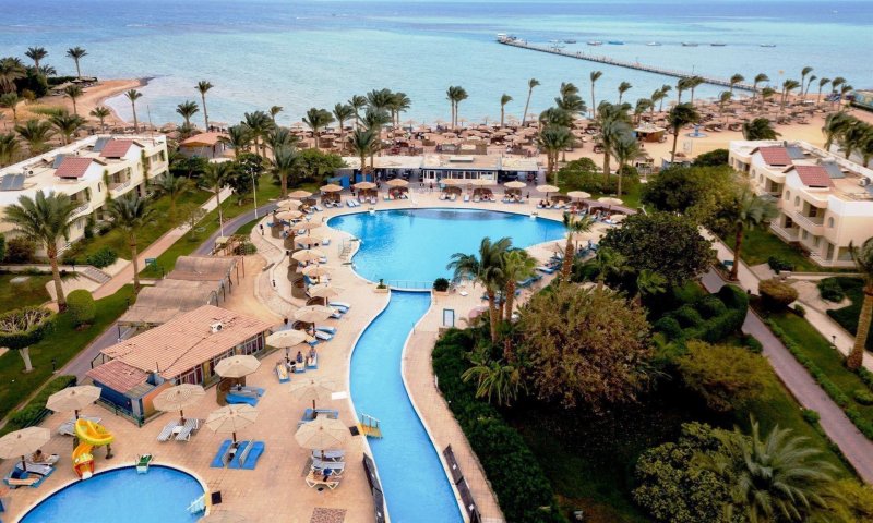Hurghada utazás Golden Beach Resort