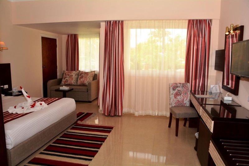 Family Room 2 Units