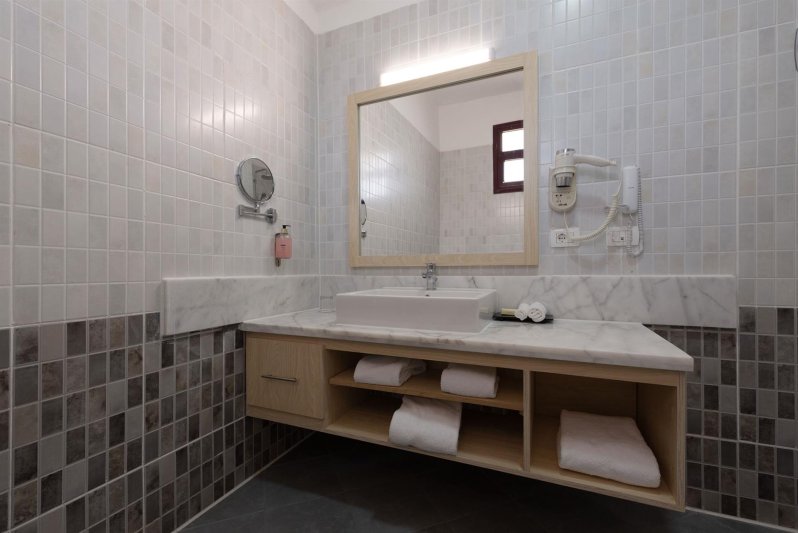 Standard Sea View Room