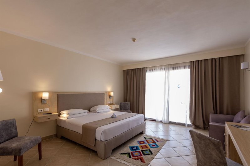 Standard Side Sea View Room