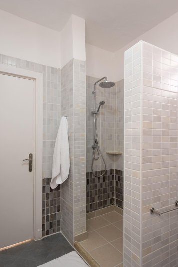 Standard Side Sea View Room