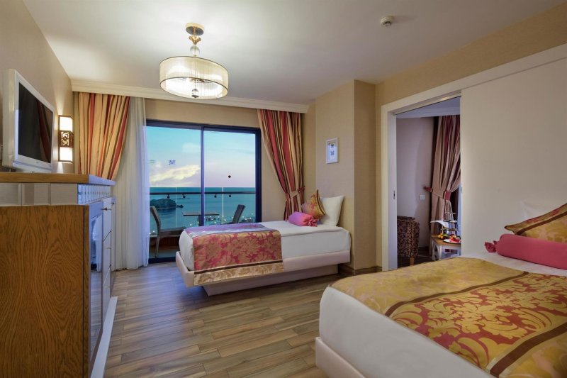 Family Room Sea View