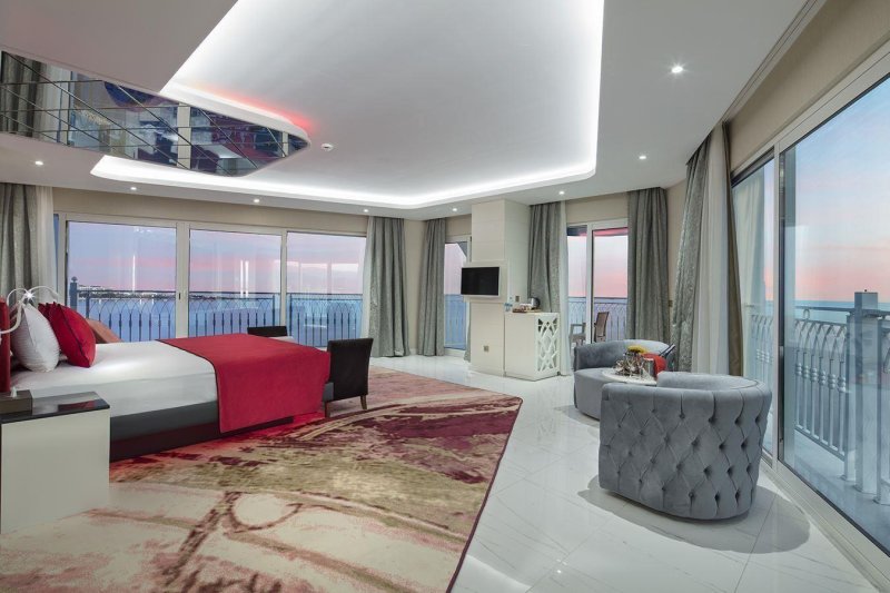 Swarovski Suite Sea View