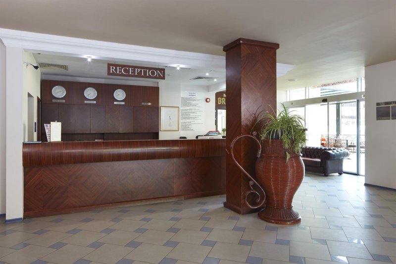 Napospart utazás Grand Hotel Nirvana