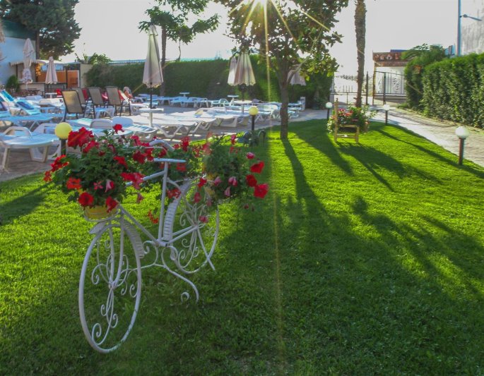 Napospart utazás Grand Hotel Sunny Beach