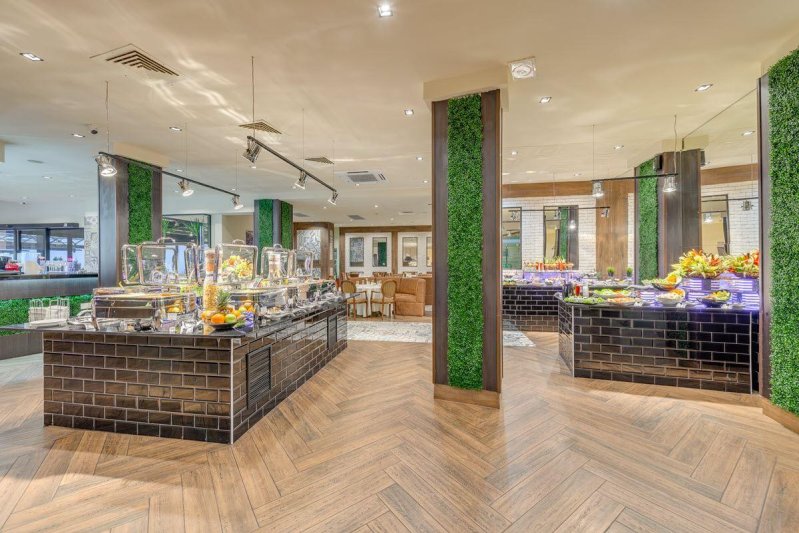 Napospart utazás Grand Hotel Sveti Vlas