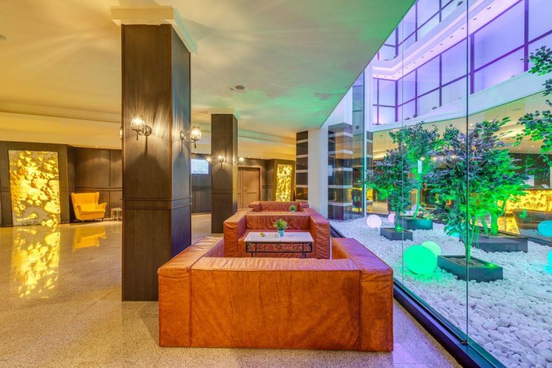 Grand Hotel Sveti Vlas Napospart