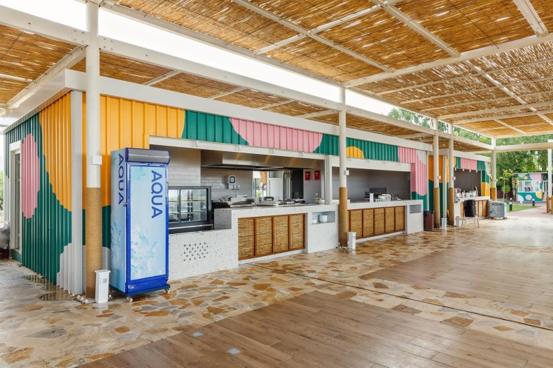 Antalya utazás Grand Park Lara