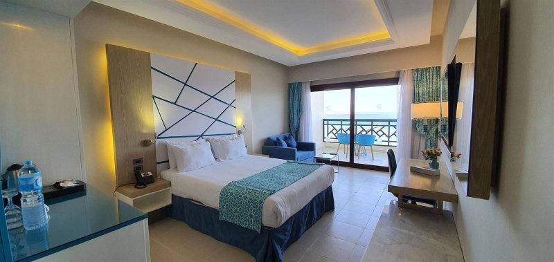 Deluxe Sea View Room
