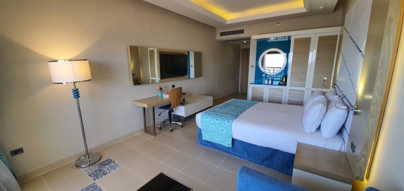 Deluxe Sea View Room