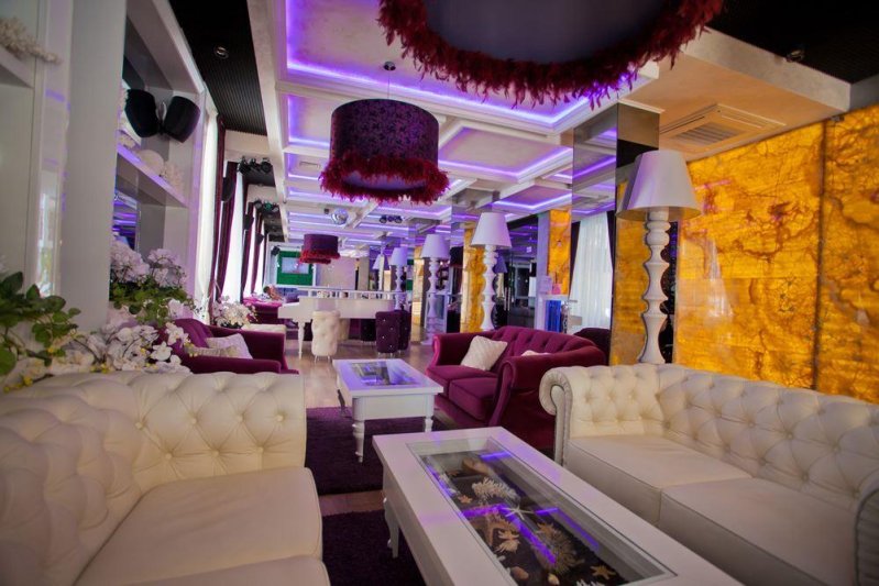 Napospart utazás Harmony Palace