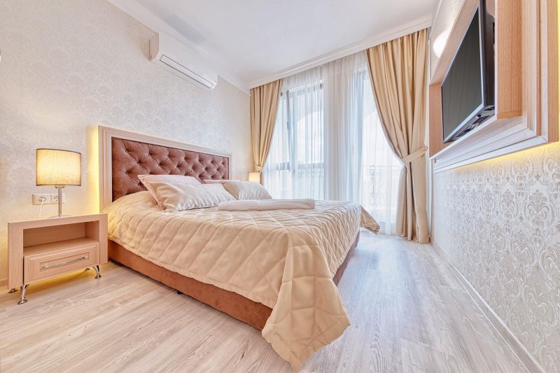 1 Bedroom Apartment